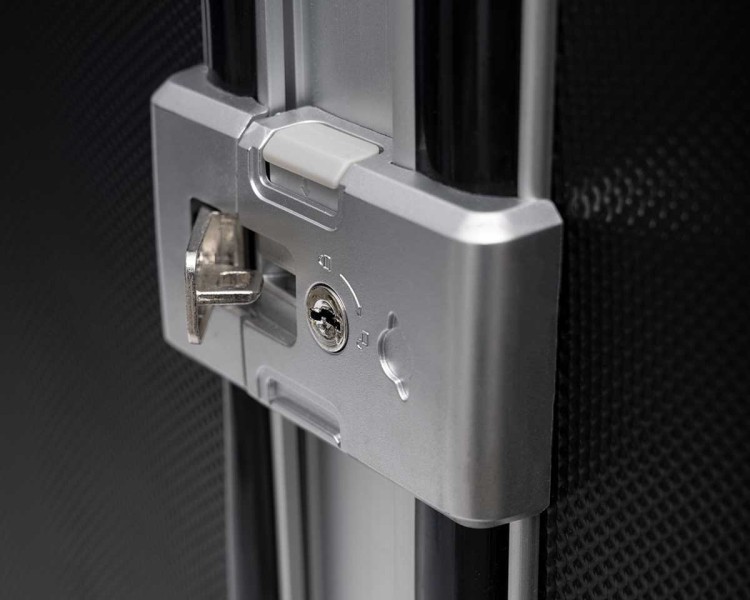 5206e4cb7dcea770f08e9157efb07c7b