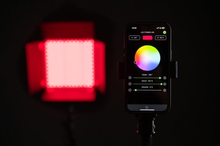 ef275f5748159d34c56bc97ad9966e96