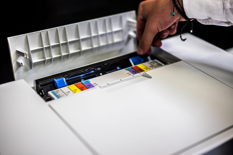 915fc38af6ba36445e516f5be75a04f2