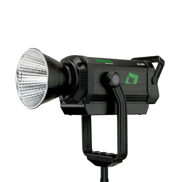 patona-premium-profesjonalna-lampa-foto-wideo-led-600w-cob-ml-6000-z-mocowaniem-bowens (8).webp