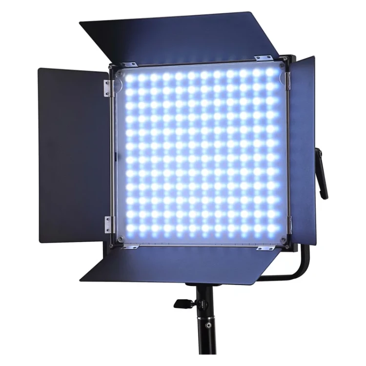 patona-premium-profesjonalna-lampa-led-rgb-60w-do-fotowideo (2).webp