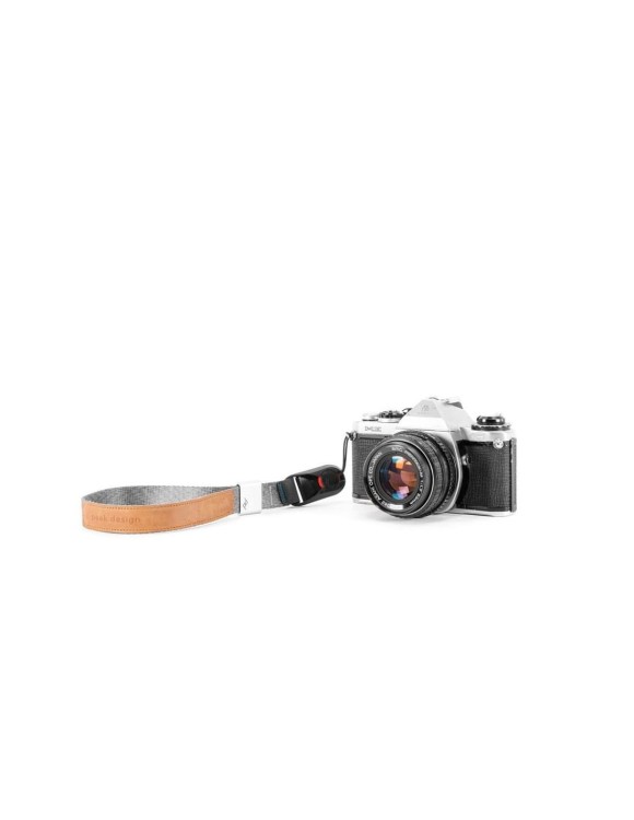 pasek-na-nadgarstek-peak-design-cuff-ash-popielaty-v3 (3).jpg